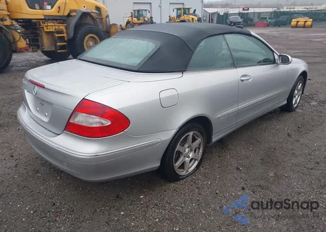 2006 Mercedes-Benz Clk 350 из США, поврежденный, VIN WDBTK56G96T070630
